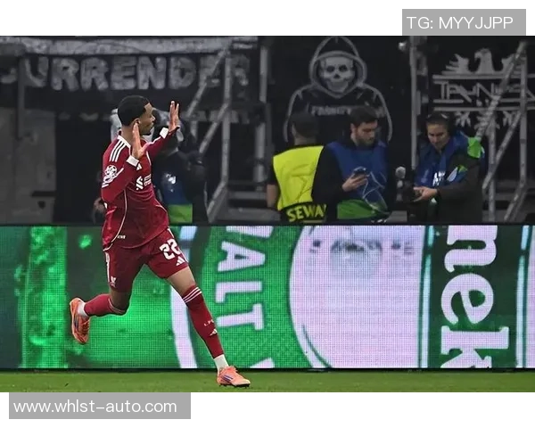 利物浦客战法鹰首发阵容:埃基蒂克对阵旧主 维尔茨首发 萨拉赫替补出战